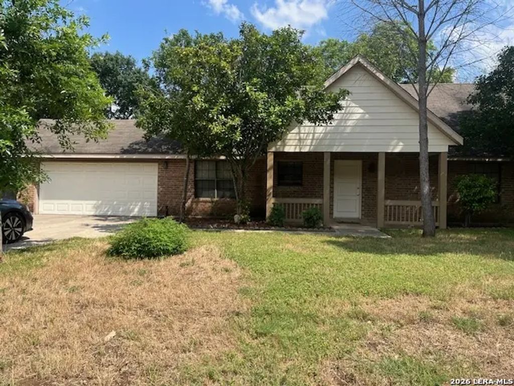 1306 Carnation Ln, New Braunfels