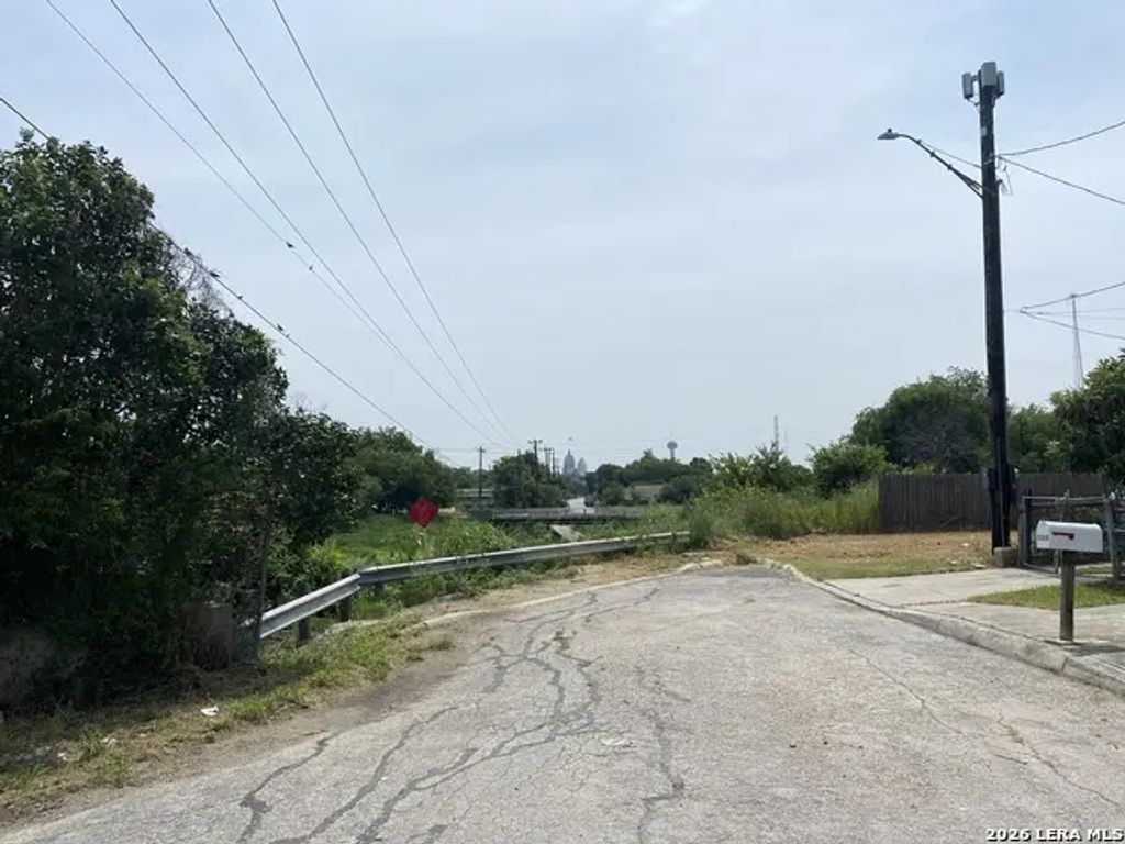 1315 Monterey St, San Antonio