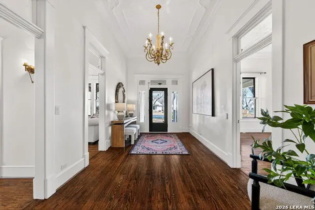509 W Austin, Fredericksburg