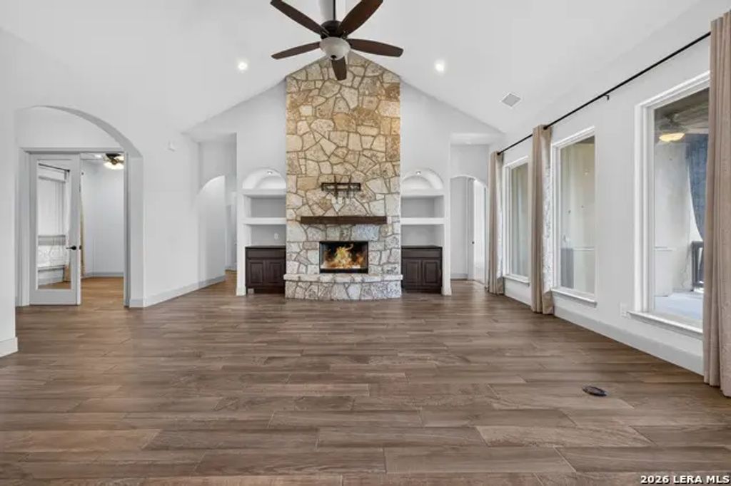 806 Shady Holw, New Braunfels