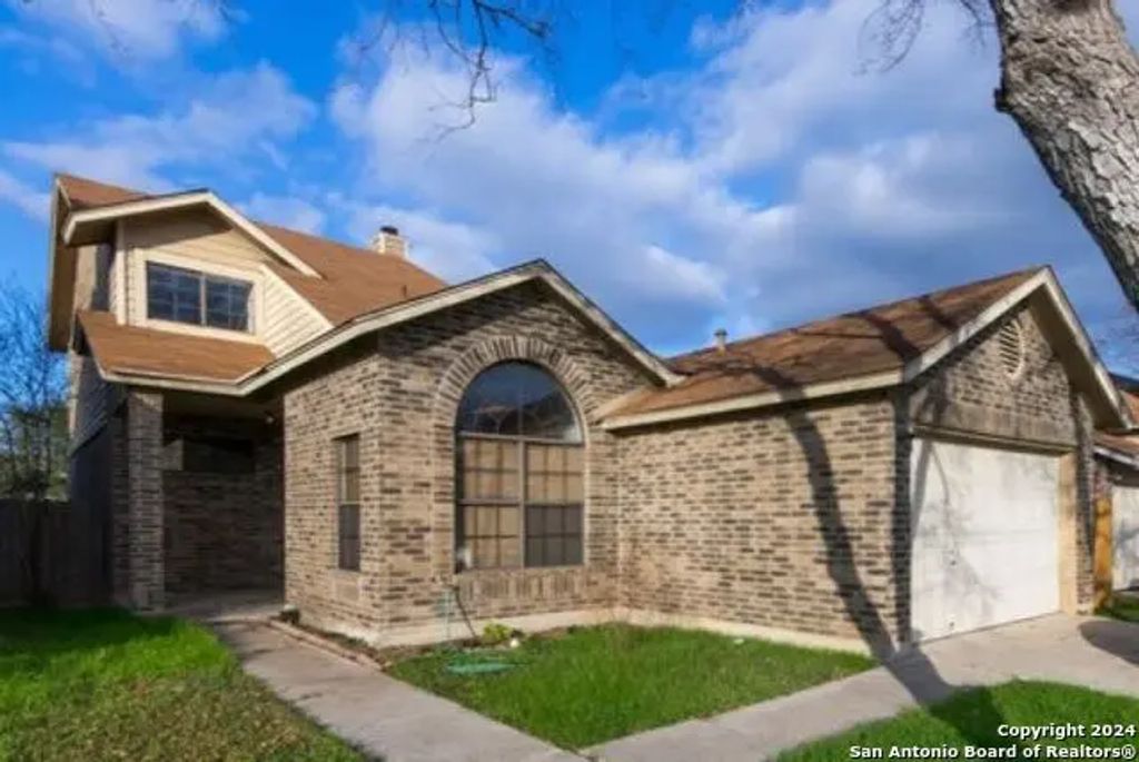 9947 Echo Plain Dr, San Antonio