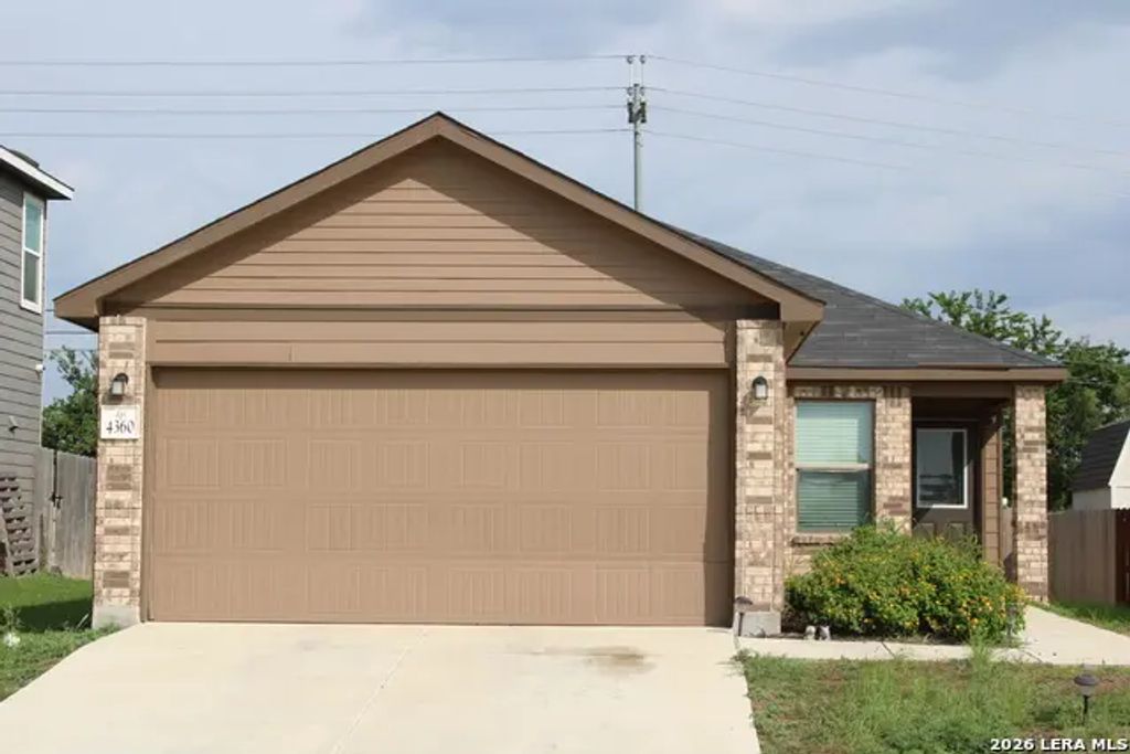 4360 Klein Mdws, New Braunfels