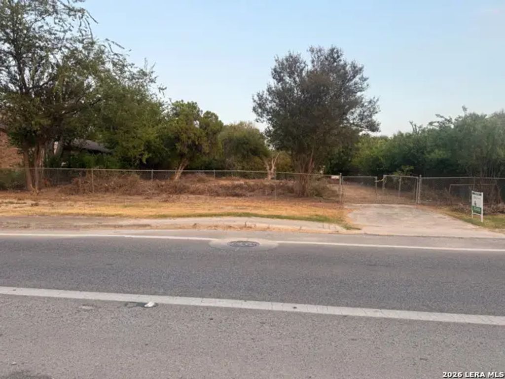 12830 Uhr, San Antonio