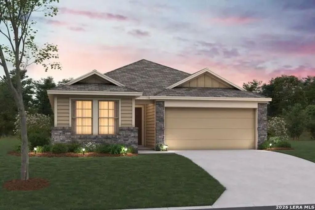1678 Planters Moon, New Braunfels