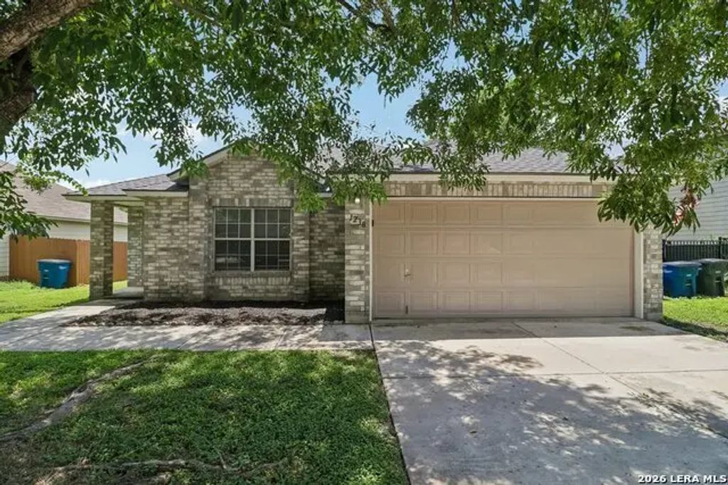 1238 Stone Br, New Braunfels