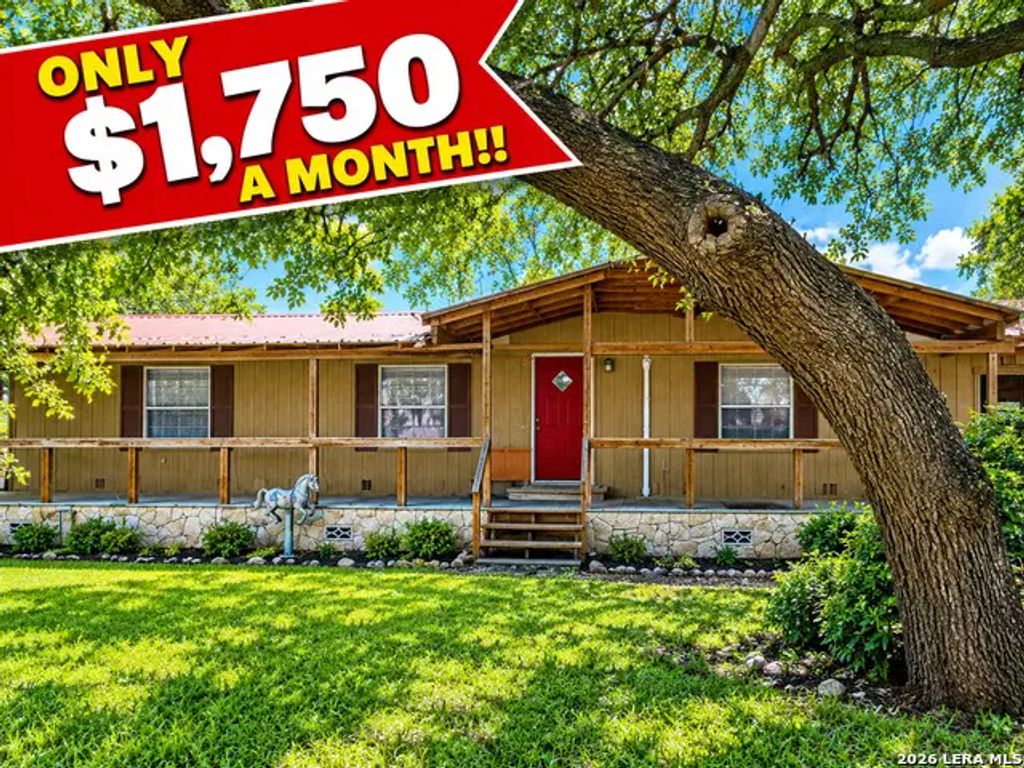 735 Horseshoe Track, Spring Branch
