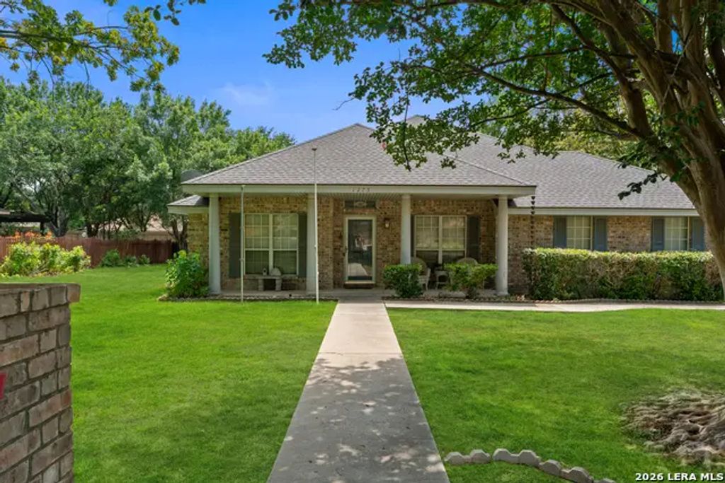 1275 Fox Glen Rd, New Braunfels