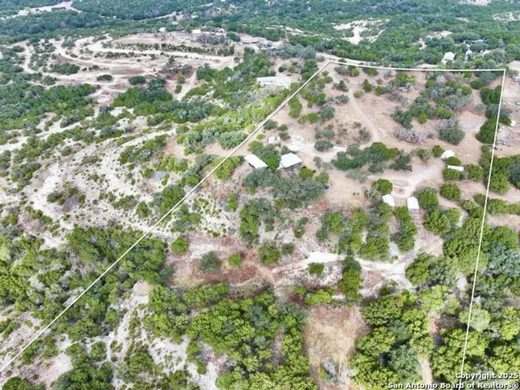 113 Shadow Valley Dr, Boerne