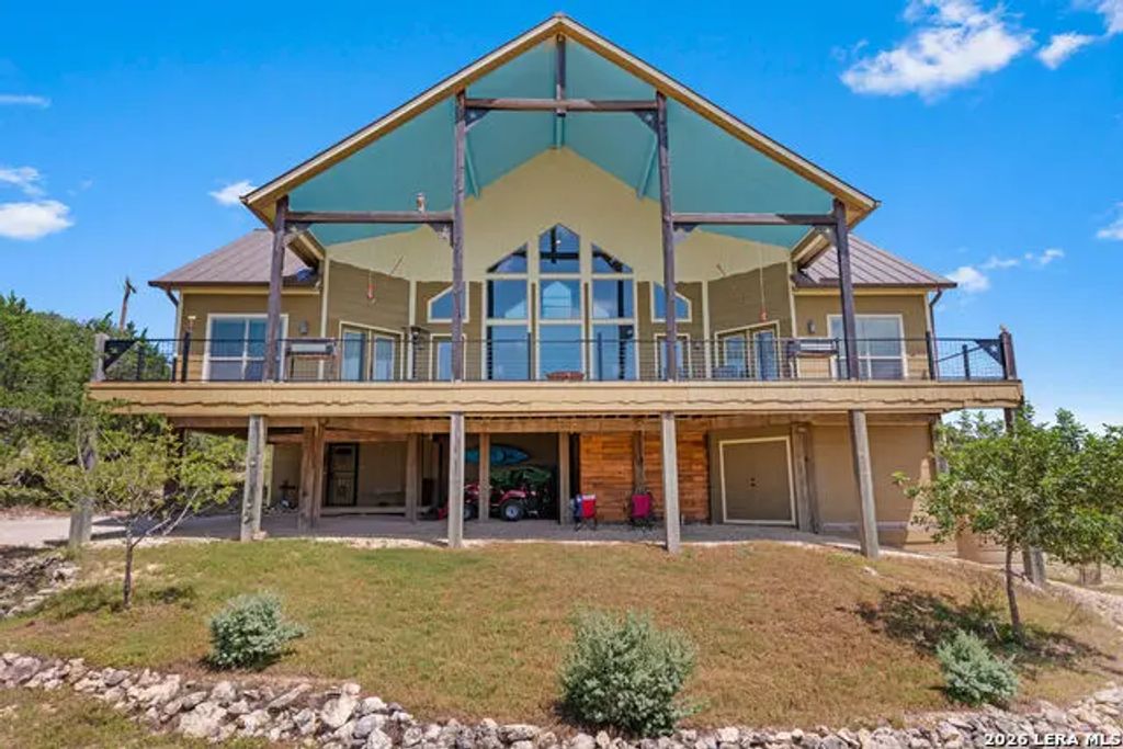 189 Scenic Sunset, Lakehills