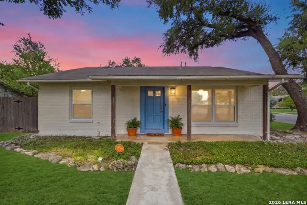 110 Eastley Dr, San Antonio