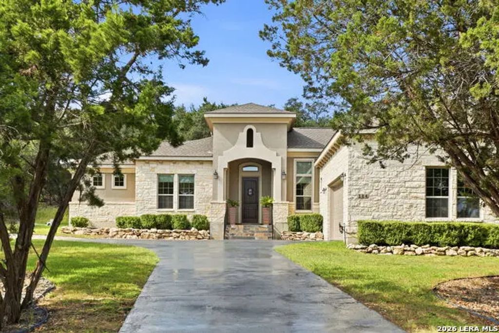 184 Windmill Vly, Spring Branch
