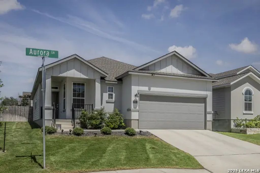 2992 Aurora, New Braunfels