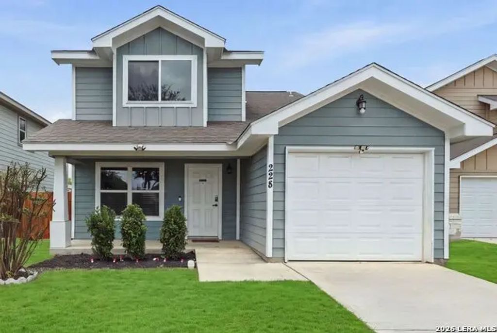 228 Mar Hill St, Seguin