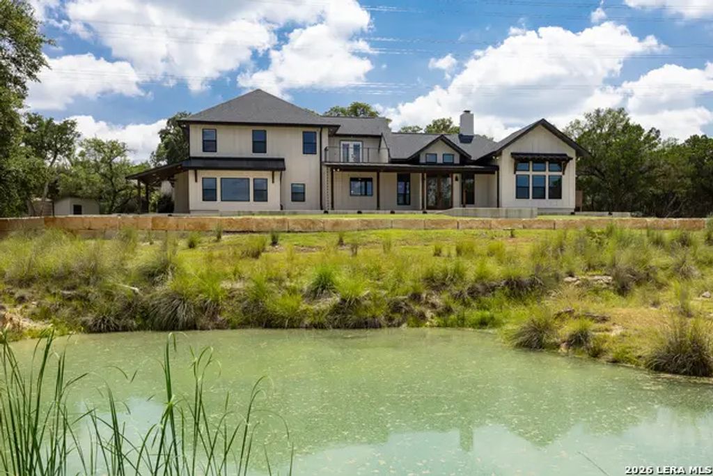 368d Fm 1376, Boerne
