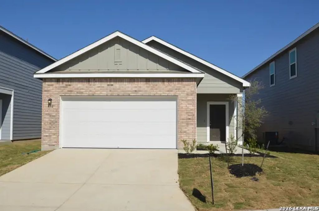 870 Barnacle Ct, Adkins