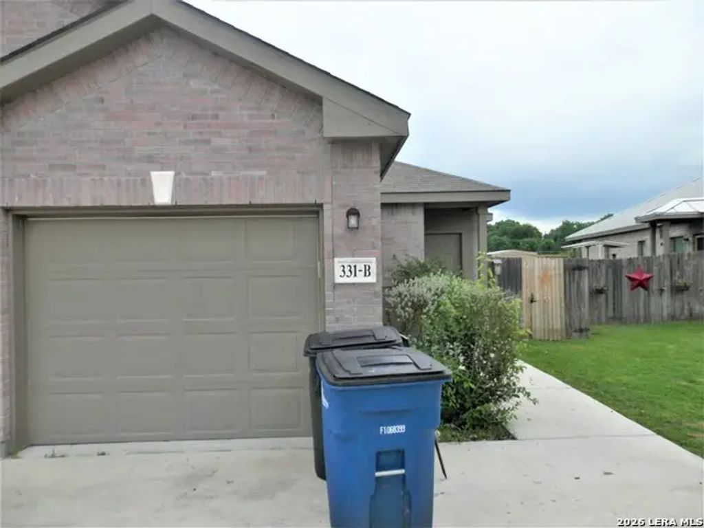331 Oelkers Dr A, New Braunfels