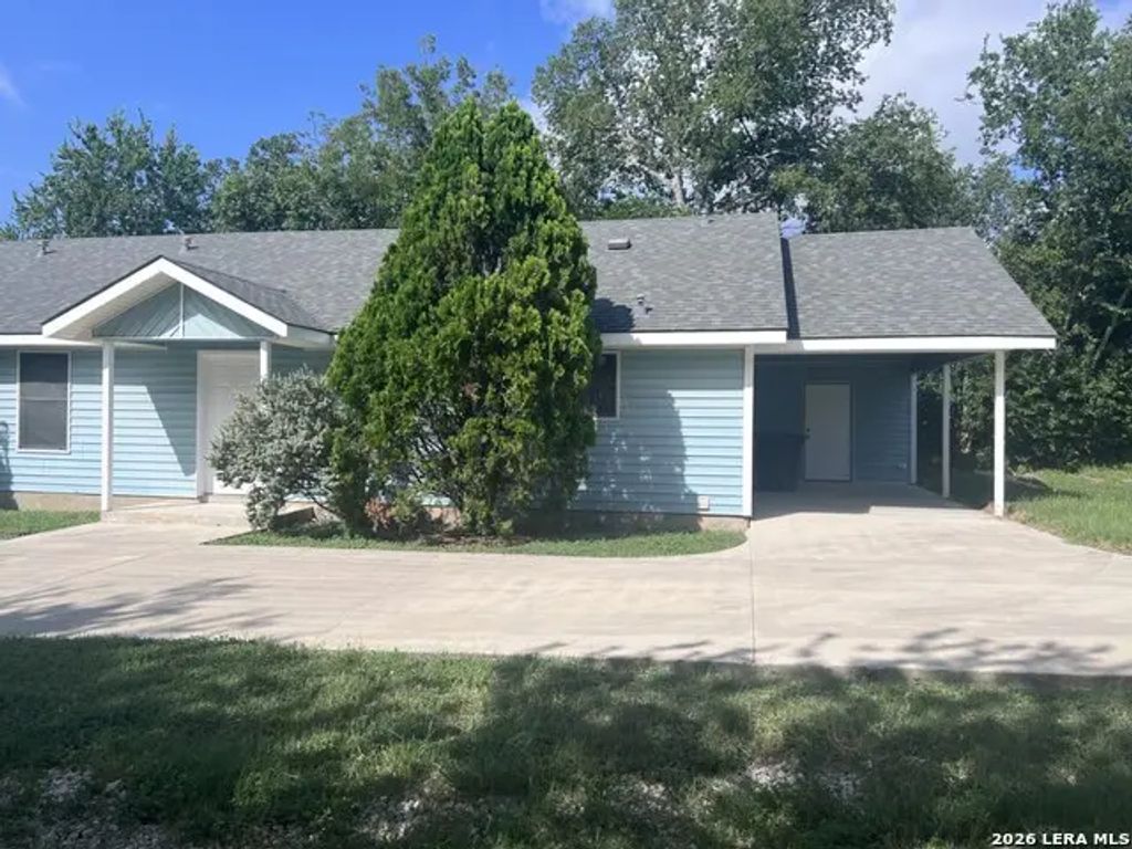 2244 Eastman Ave, New Braunfels