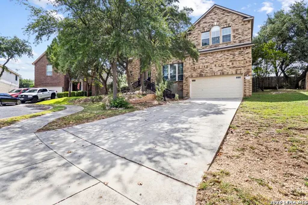 8506 Raton Way, Helotes