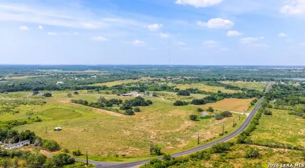 10385 S Foster Rd, San Antonio