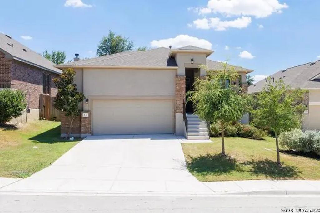 531 Scenic Song Dr, Spring Branch