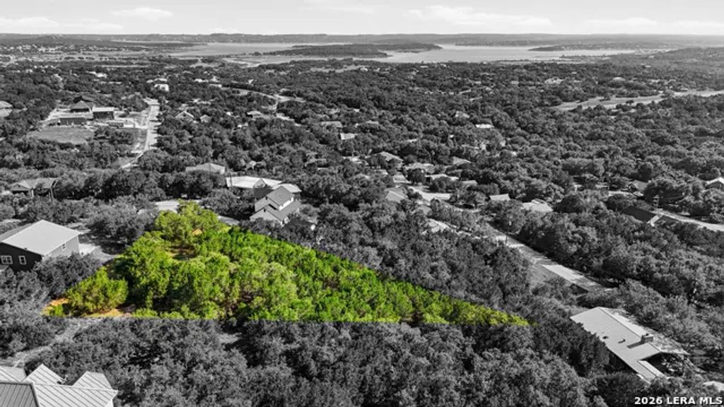 142 Bluejay Ct, Canyon Lake