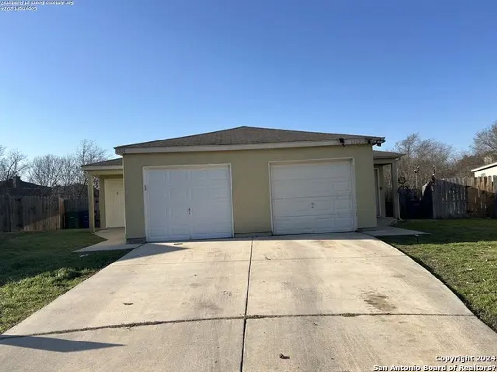 6304 Greentop Dr, San Antonio