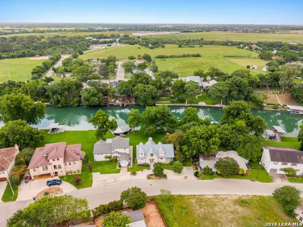 340 Rio Dr, New Braunfels