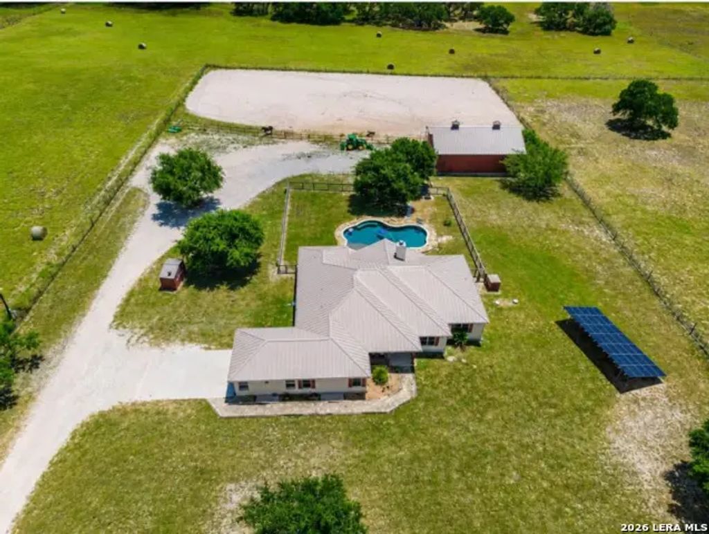 119 Scenic Hills, La Vernia