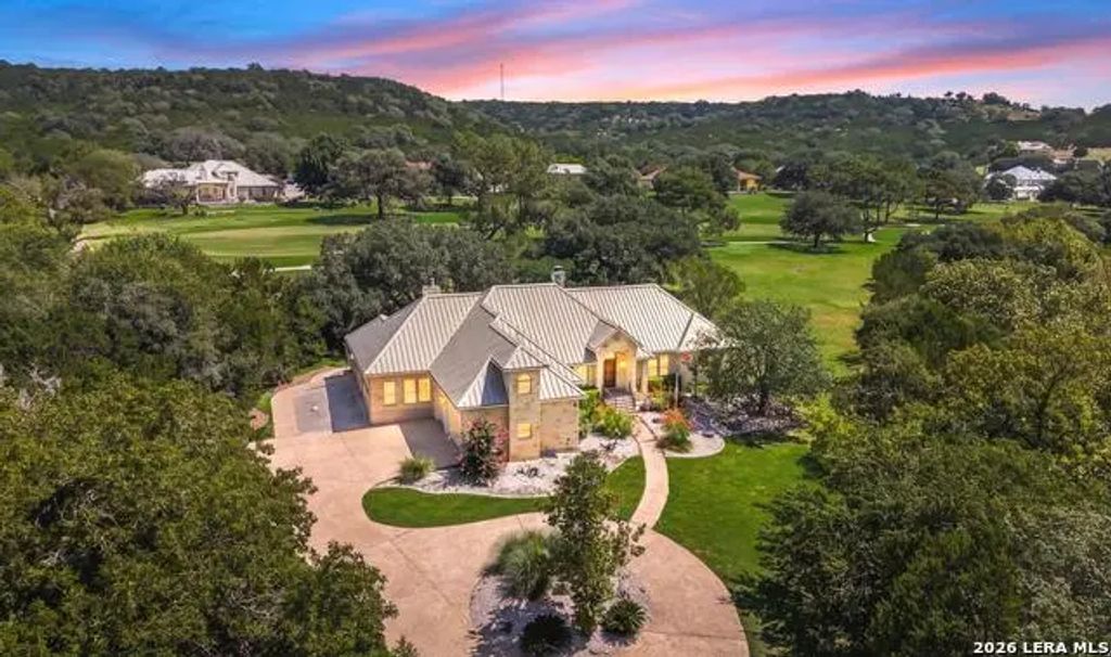 111 White Tail Dr, Boerne