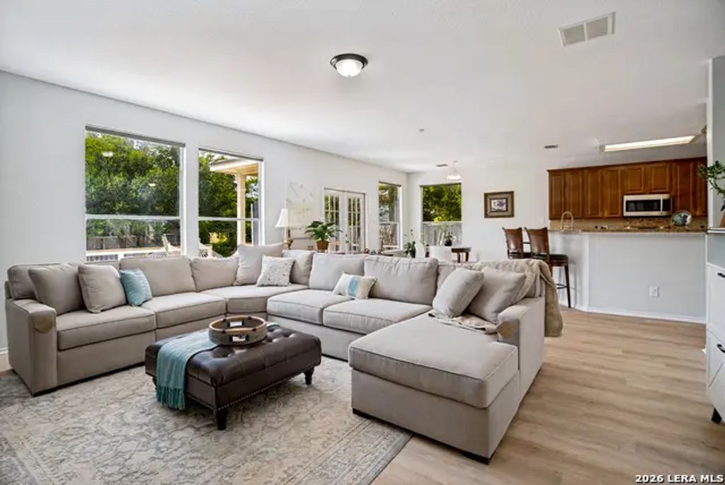 6402 Oldham Cv, San Antonio