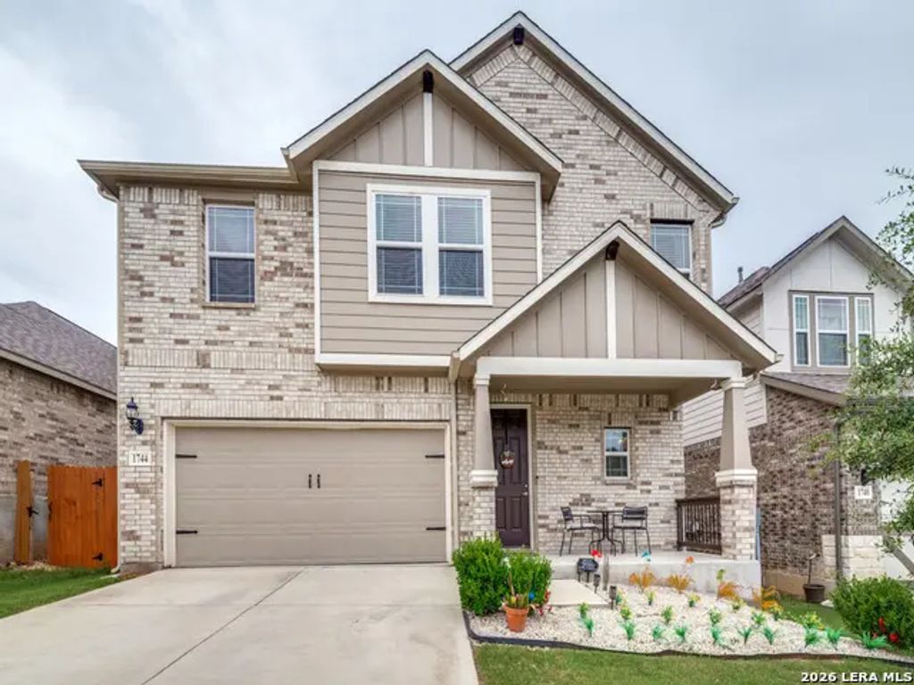 1744 Kneupper Farm, New Braunfels