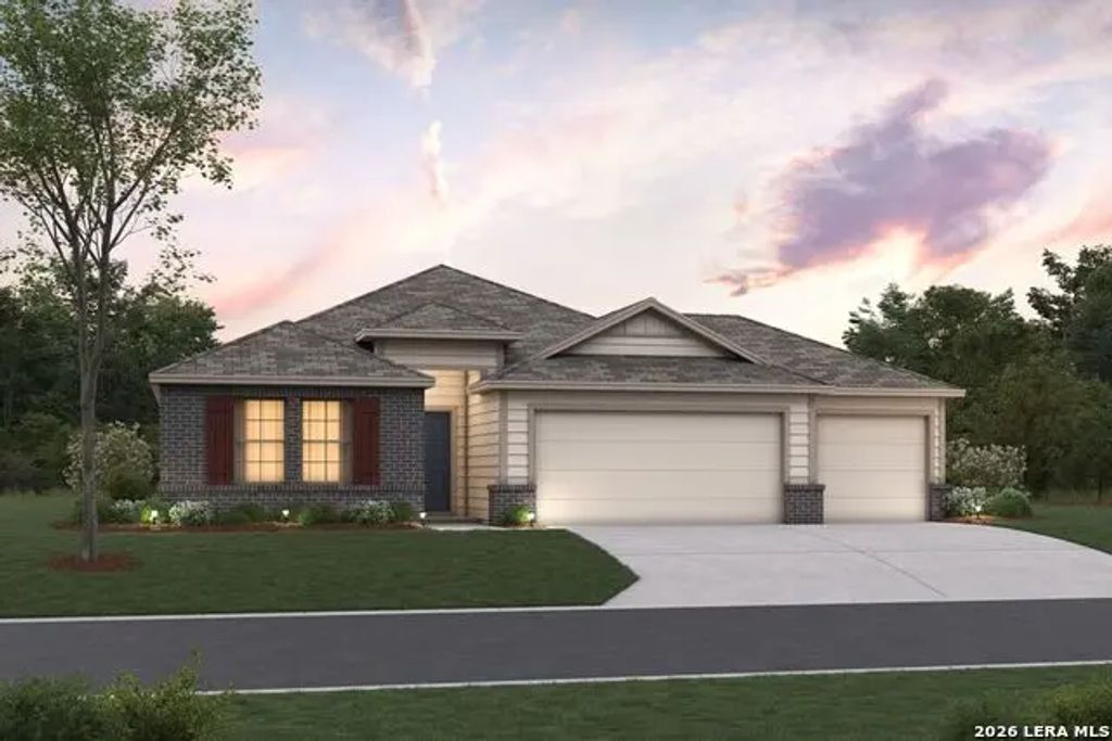 104 Prescott Drive, Floresville