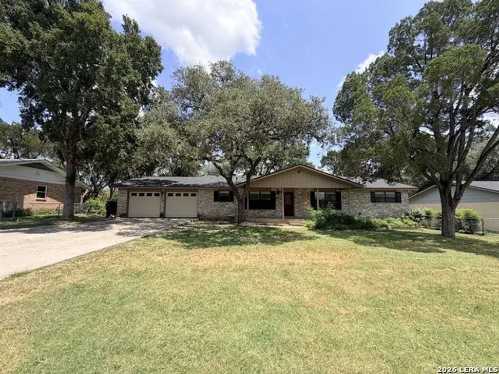 826 Timber Dr, New Braunfels
