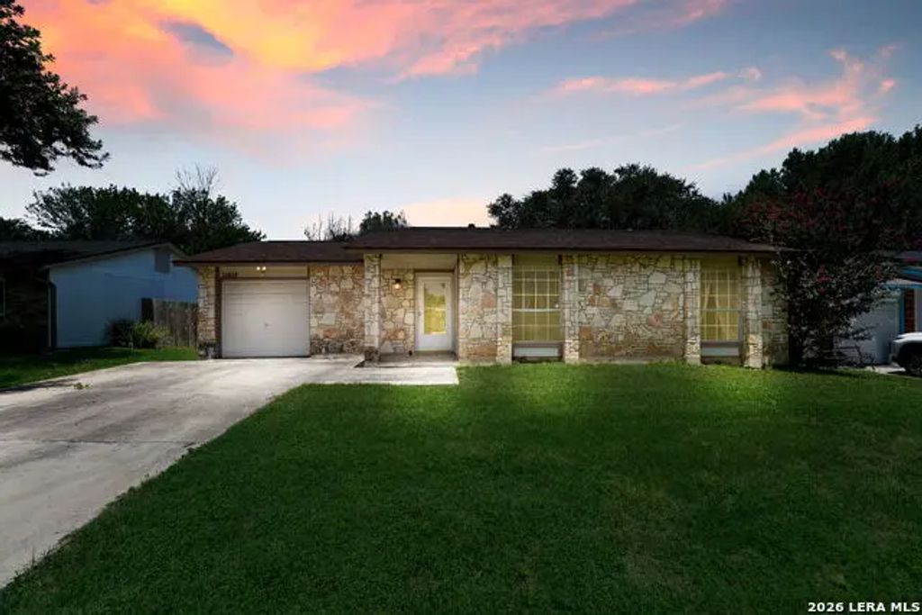 11415 Rifle Gap Dr, San Antonio