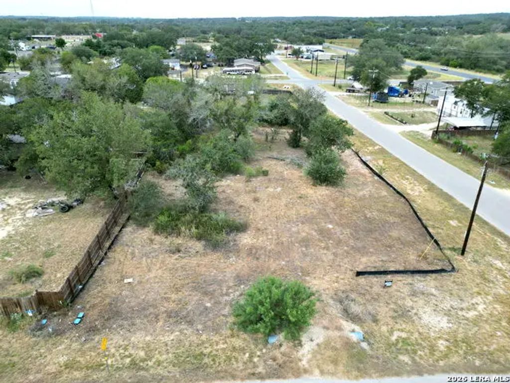 100 Villa Ridge, Poteet