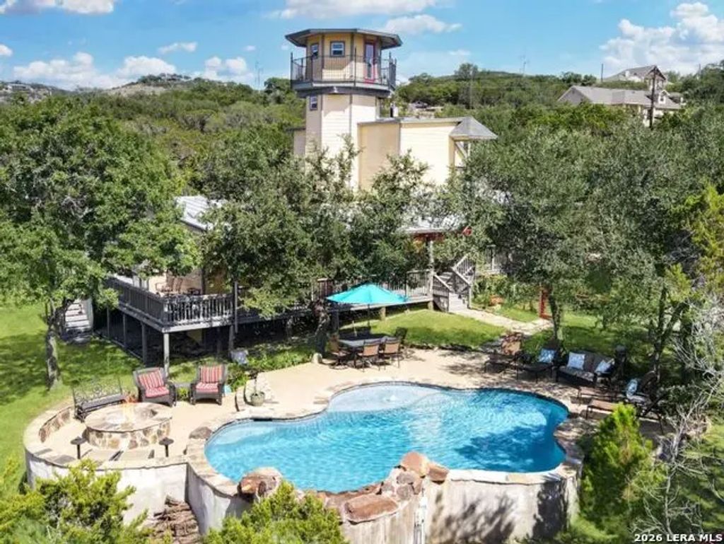 243 Crazy Horse Trl, Canyon Lake