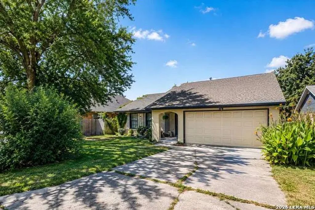 4606 La Marquesa St, San Antonio