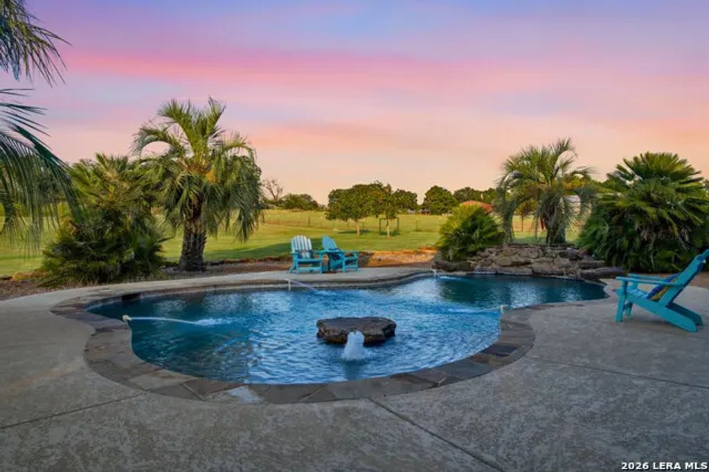 1413 Country Hills Drive, La Vernia
