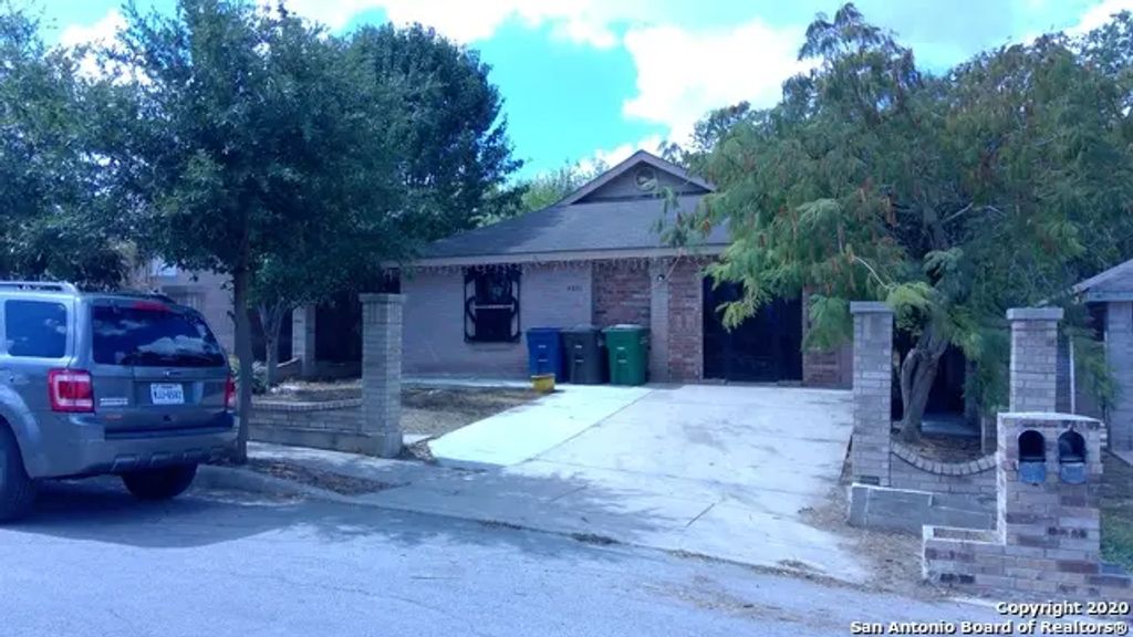 9031 Port Shire Dr, San Antonio