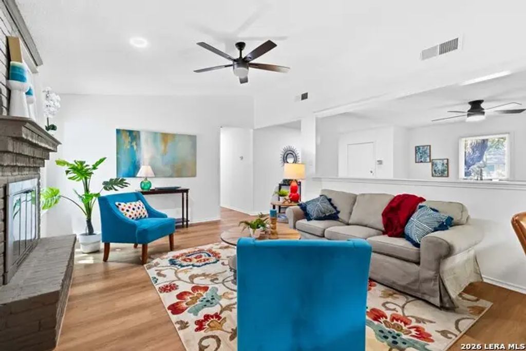 13603 Forest Walk, San Antonio