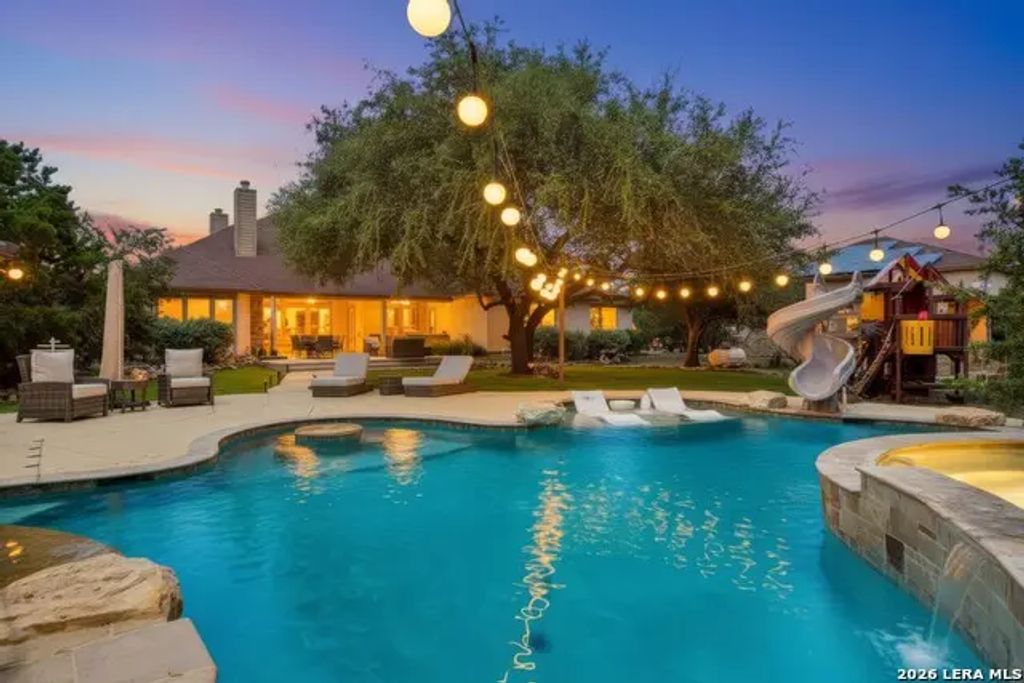 114 Hoskins Trail, Boerne