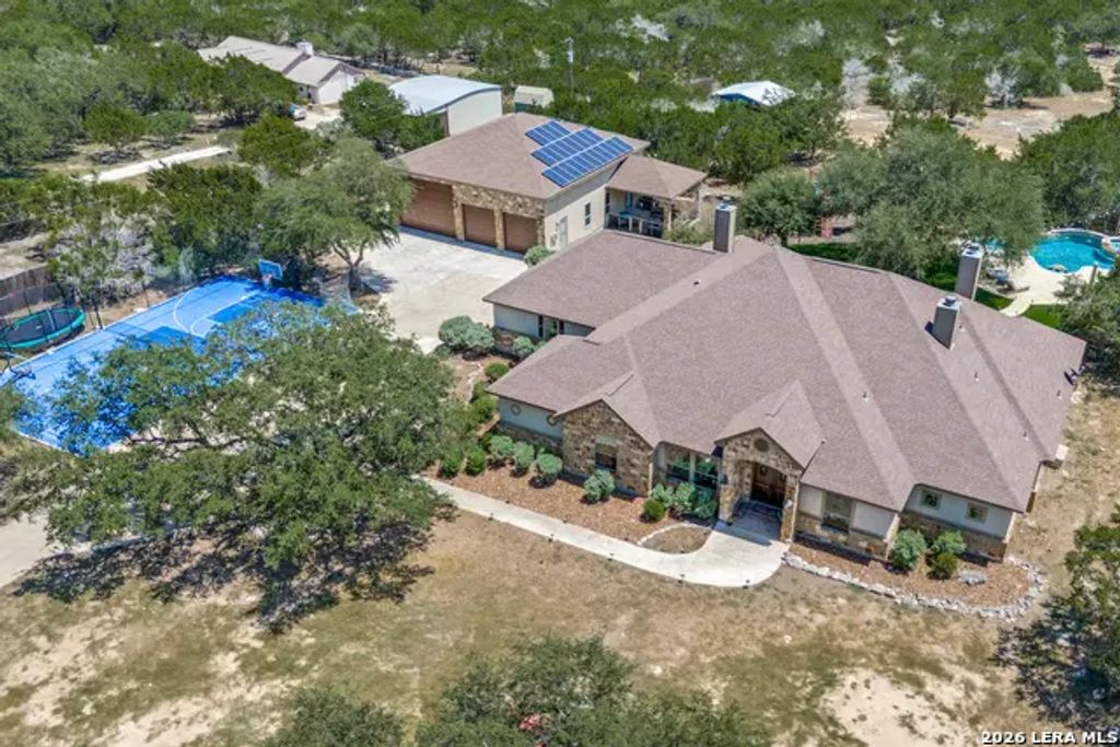 114 Hoskins Trail, Boerne