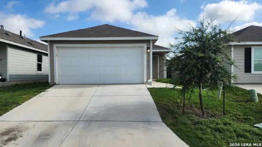 13869 Llama Pl, San Antonio