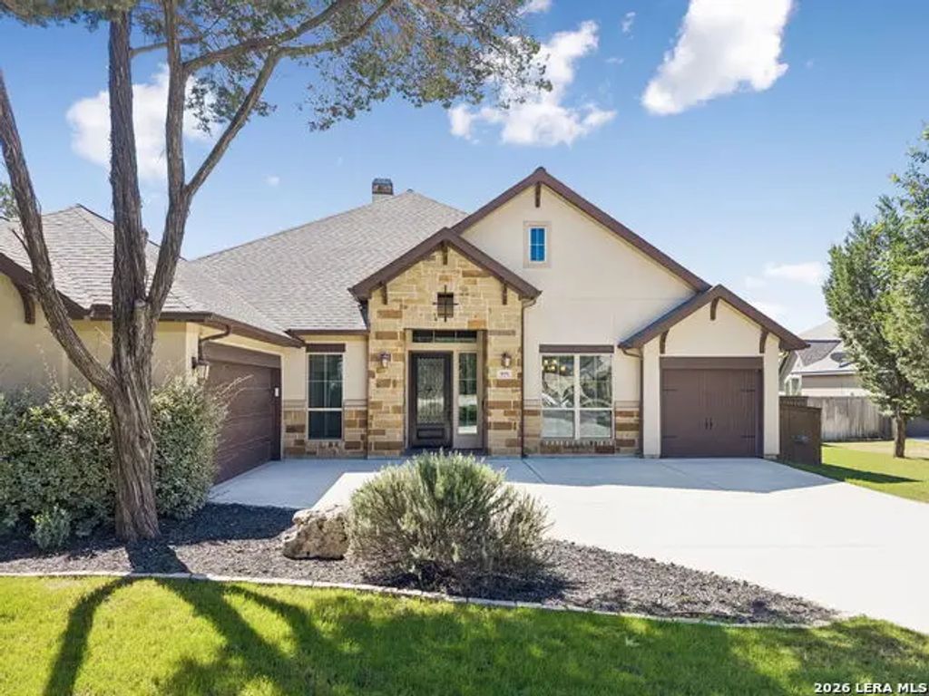 975 Wilderness Oaks, New Braunfels