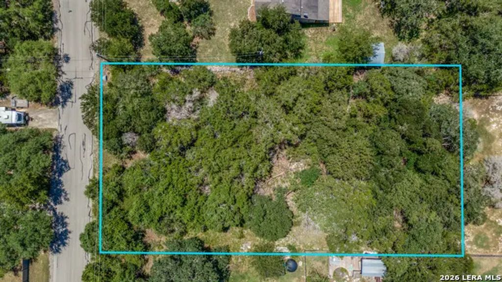 866 Deep Water Dr, Spring Branch