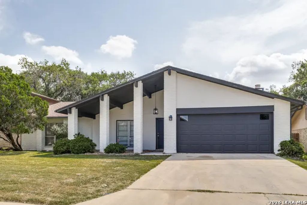 11810 Gravetree St, San Antonio