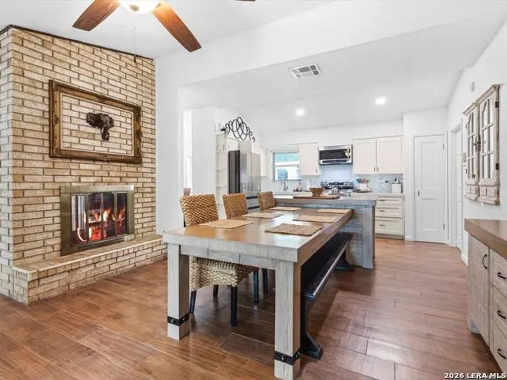 12322 La Albada St, San Antonio