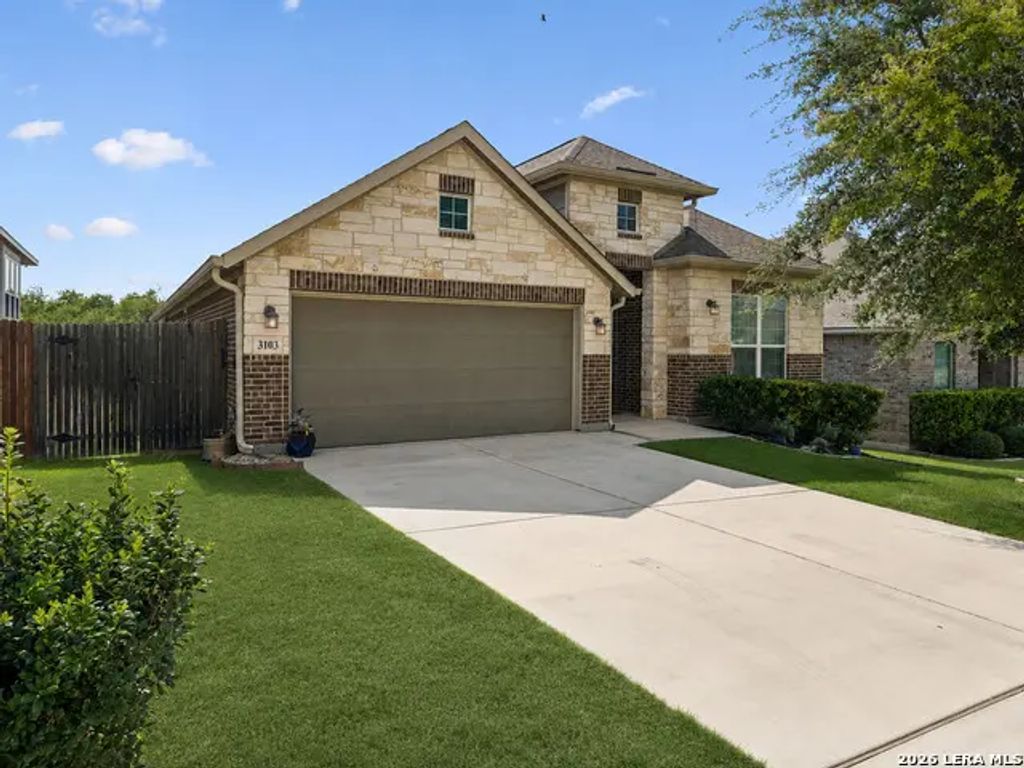 3103 Blenheim Park, Bulverde