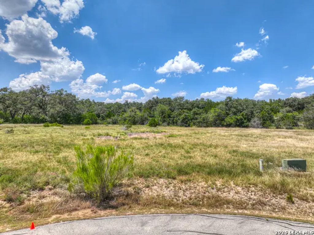 2121 Camino Way, Canyon Lake
