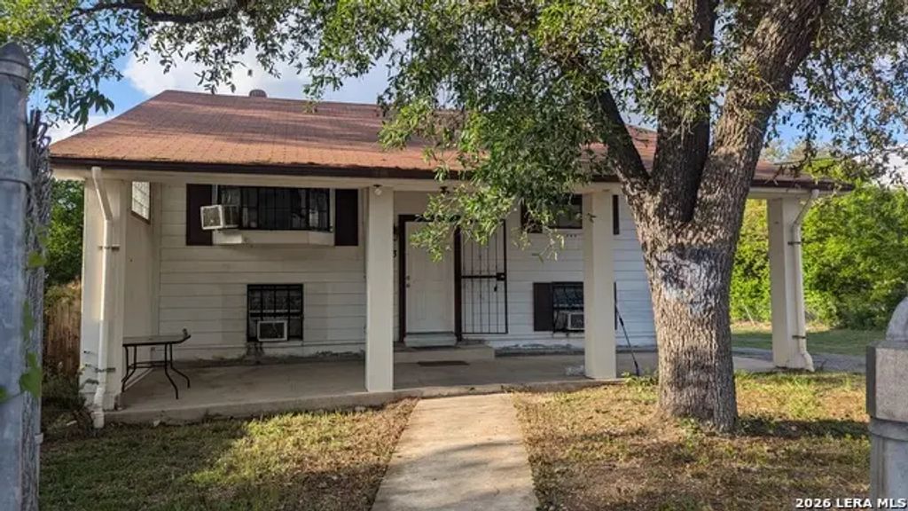 213 Earl B, San Antonio